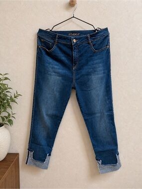Studio F Cropped Denim Jeans Women Size XL / 14 Blue Rolled Hem Stretch Casual